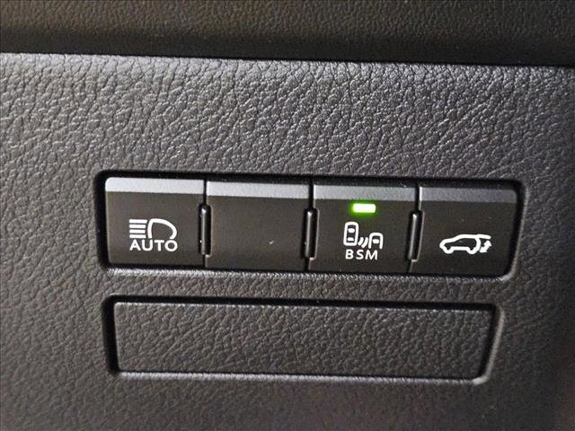 Used 2021 Lexus NX 300 FWD w/ Premium Package image 11