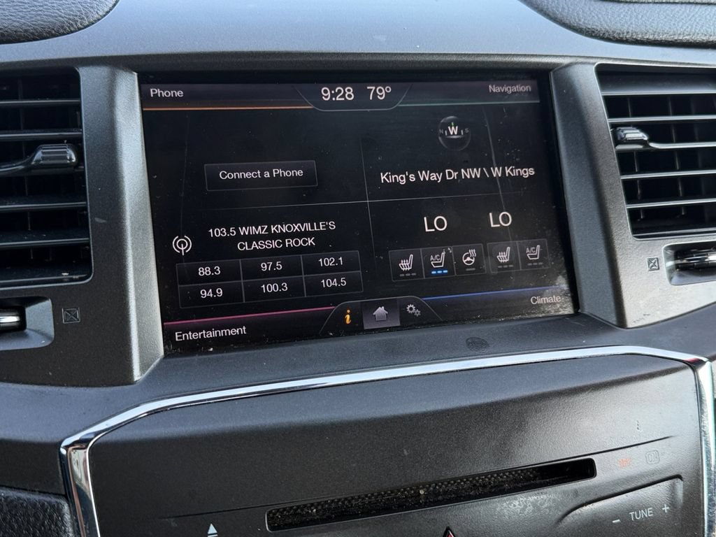 Used 2013 Lincoln MKS AWD image 26
