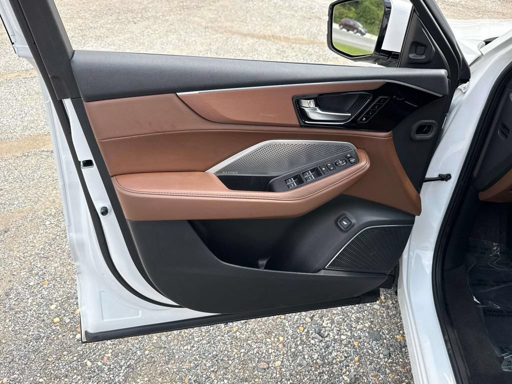 Used 2022 Acura MDX w/ Technology Package AWD/4WD image 14