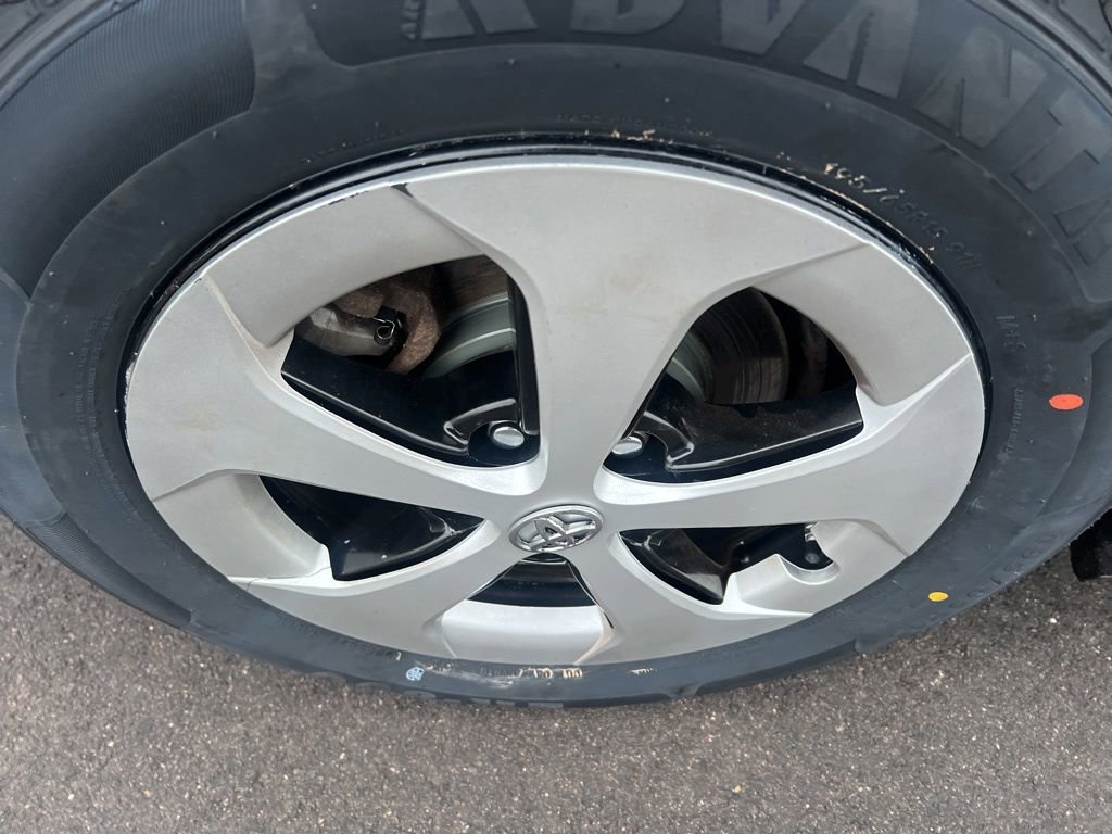 Used 2013 Toyota Prius Two image 39