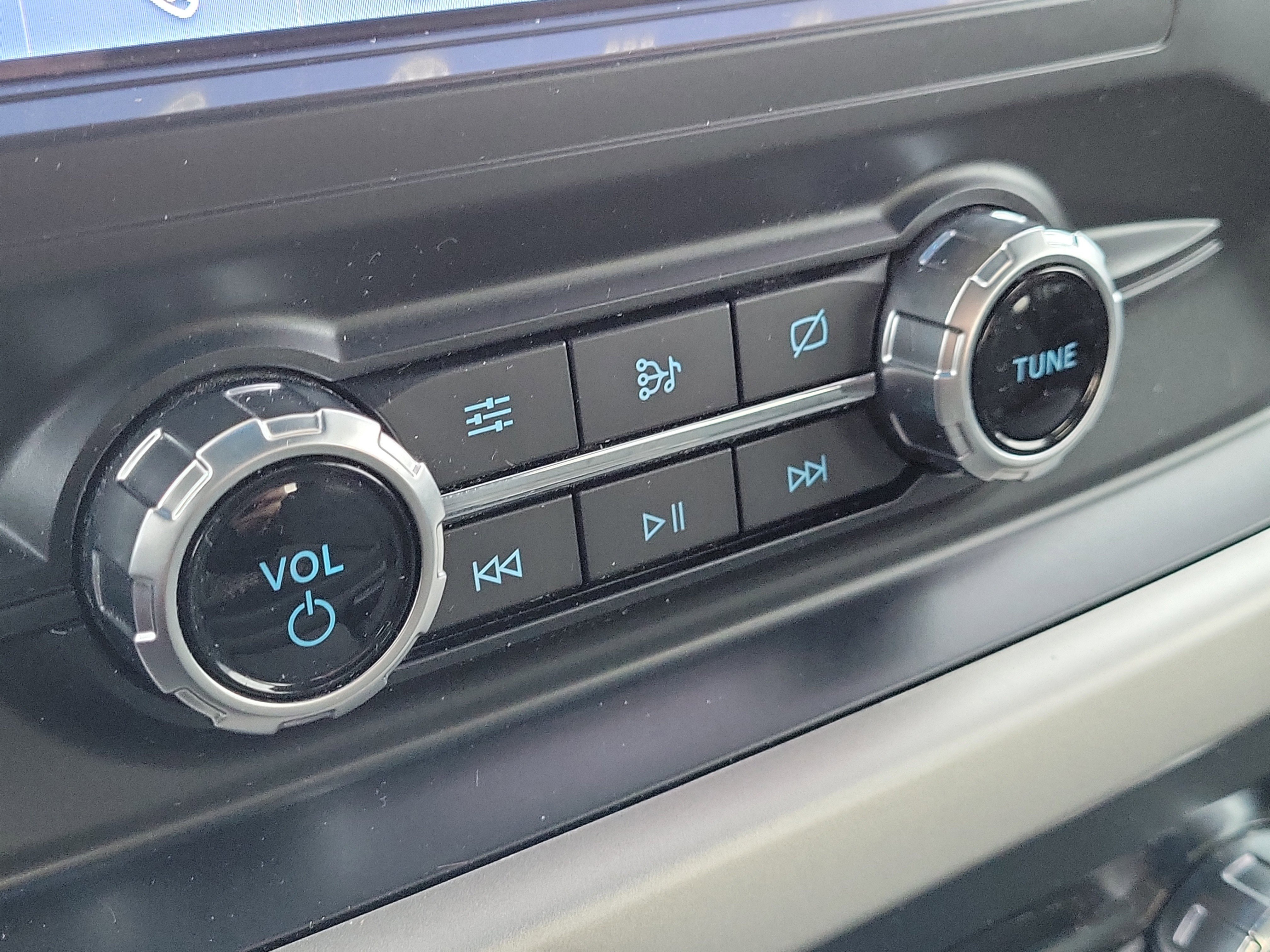 Certified 2021 Ford F150 XLT w/ Equipment Group 301A Mid image 28