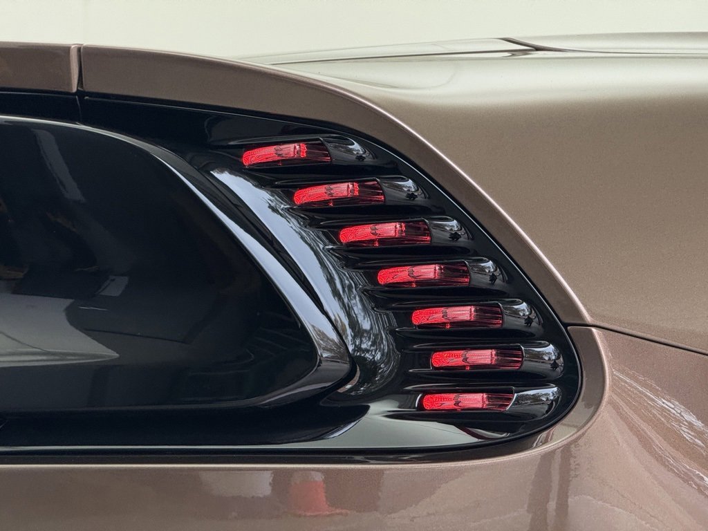 New 2026 Aston Martin Vanquish Convertible image 56