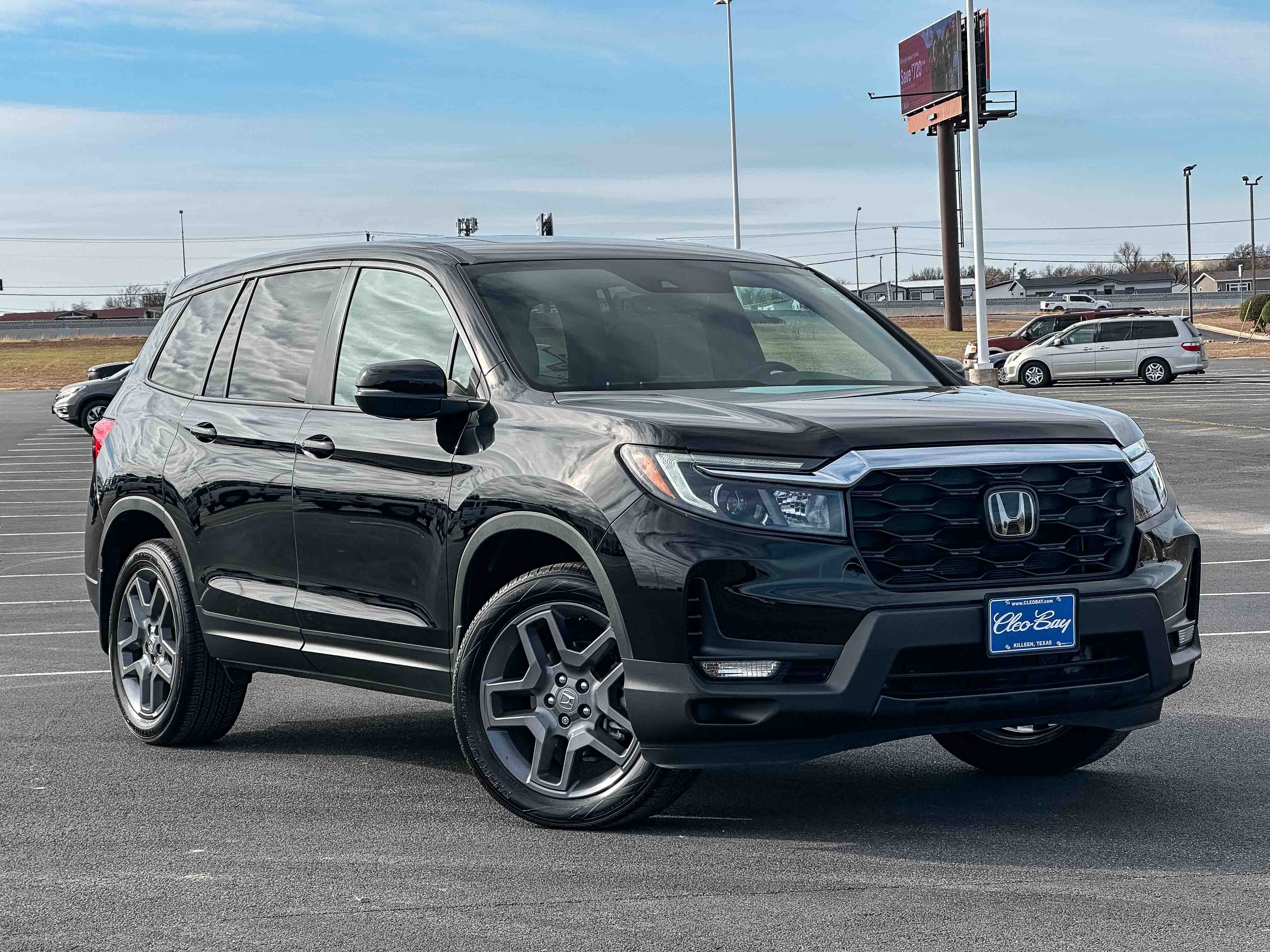 Certified 2023 Honda Passport EX-L image 2