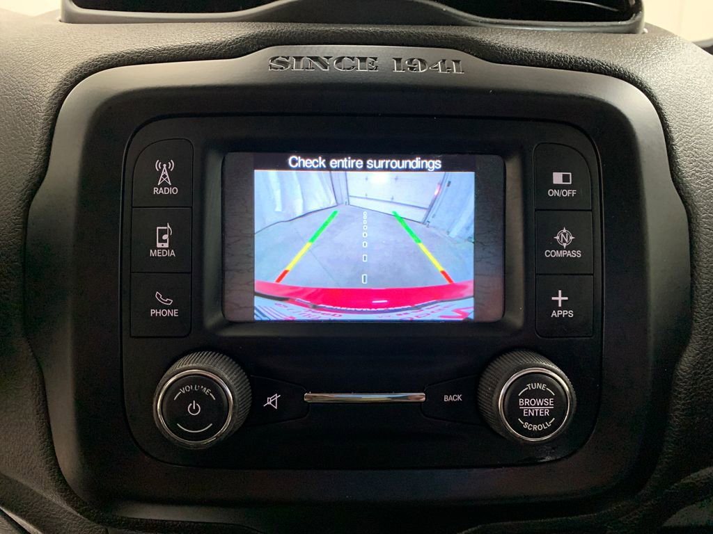 Used 2017 Jeep Renegade Latitude image 7