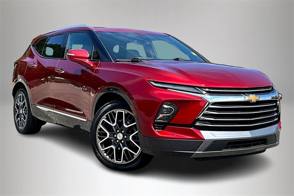 Certified 2023 Chevrolet Blazer Premier w/ Enhanced Convenience Package image 1