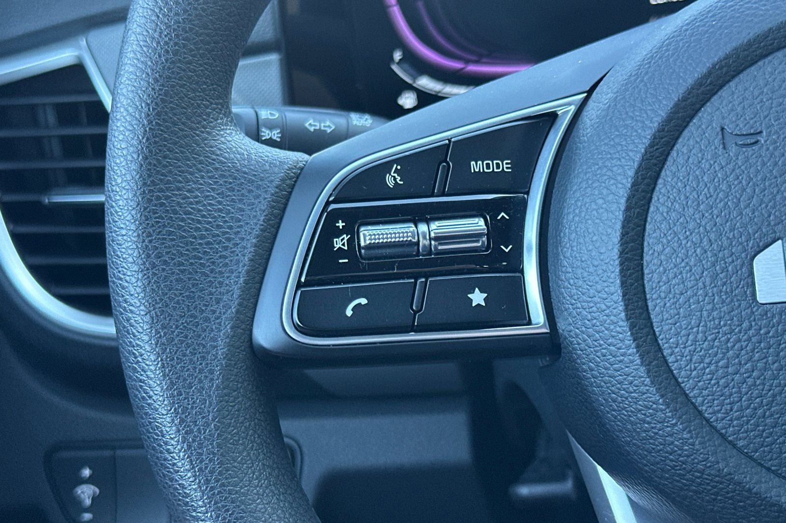 Certified 2026 Kia Seltos LX image 36