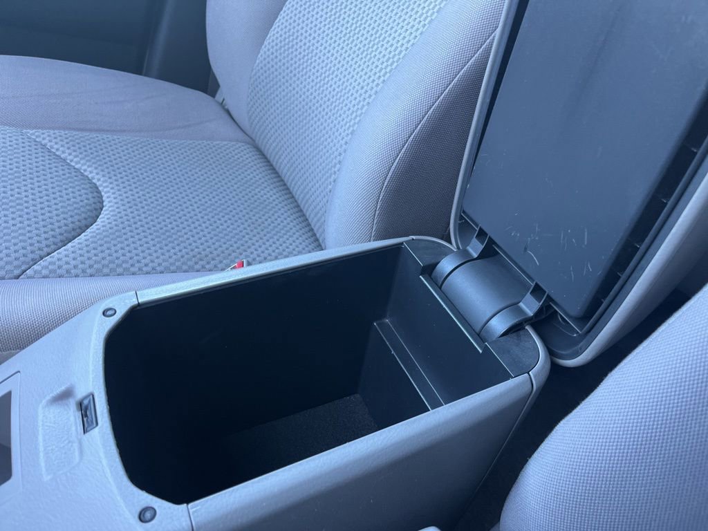 Used 2008 Toyota RAV4 4WD image 23