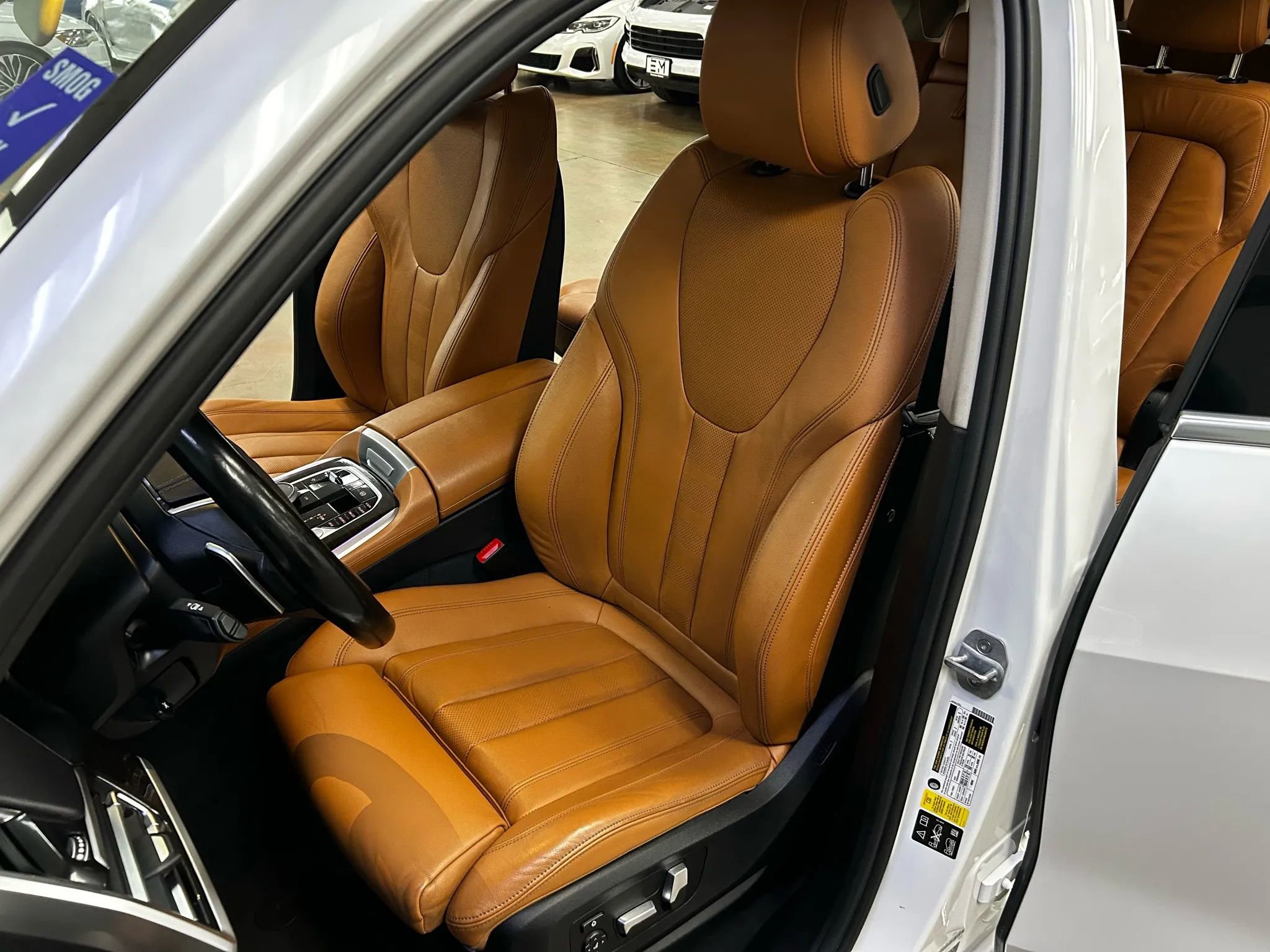 Used 2019 BMW X7 xDrive40i w/ Parking Assistance Package image 9