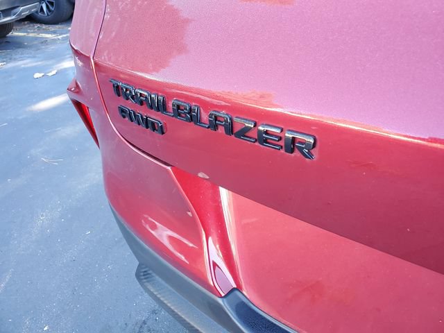 Certified 2023 Chevrolet TrailBlazer RS w/ Convenience Package AWD/4WD image 10