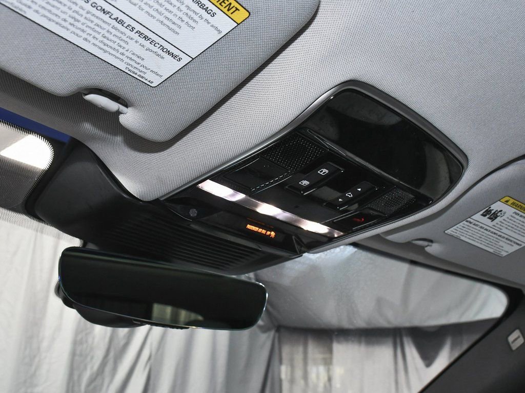 Used 2023 Land Rover Range Rover Sport SE Dynamic image 46