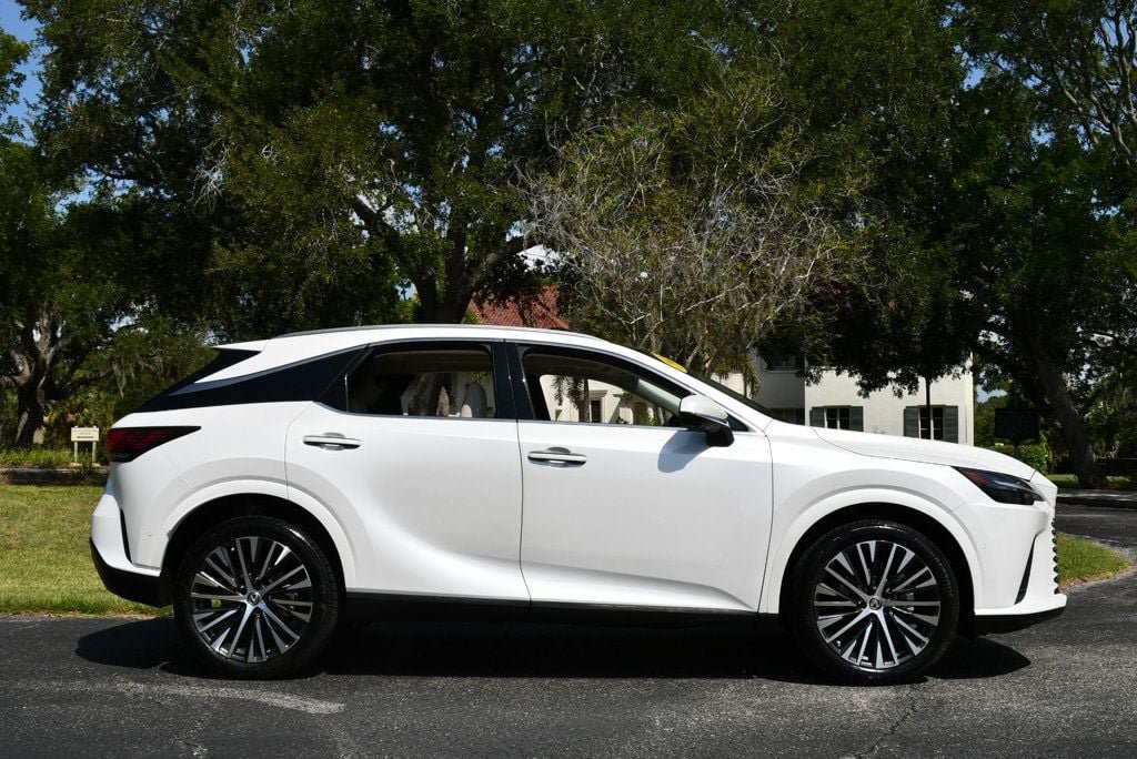 Used 2023 Lexus RX 350 Premium Plus w/ Accessory Package FWD image 32