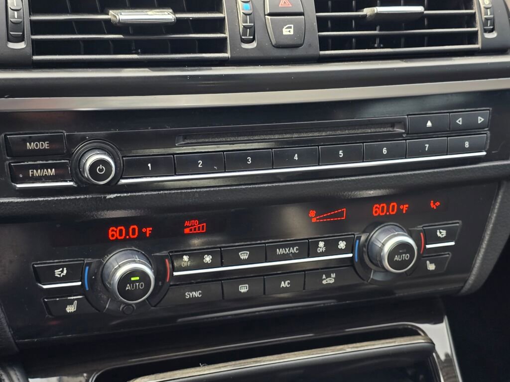 Used 2015 BMW 528i Sedan image 30