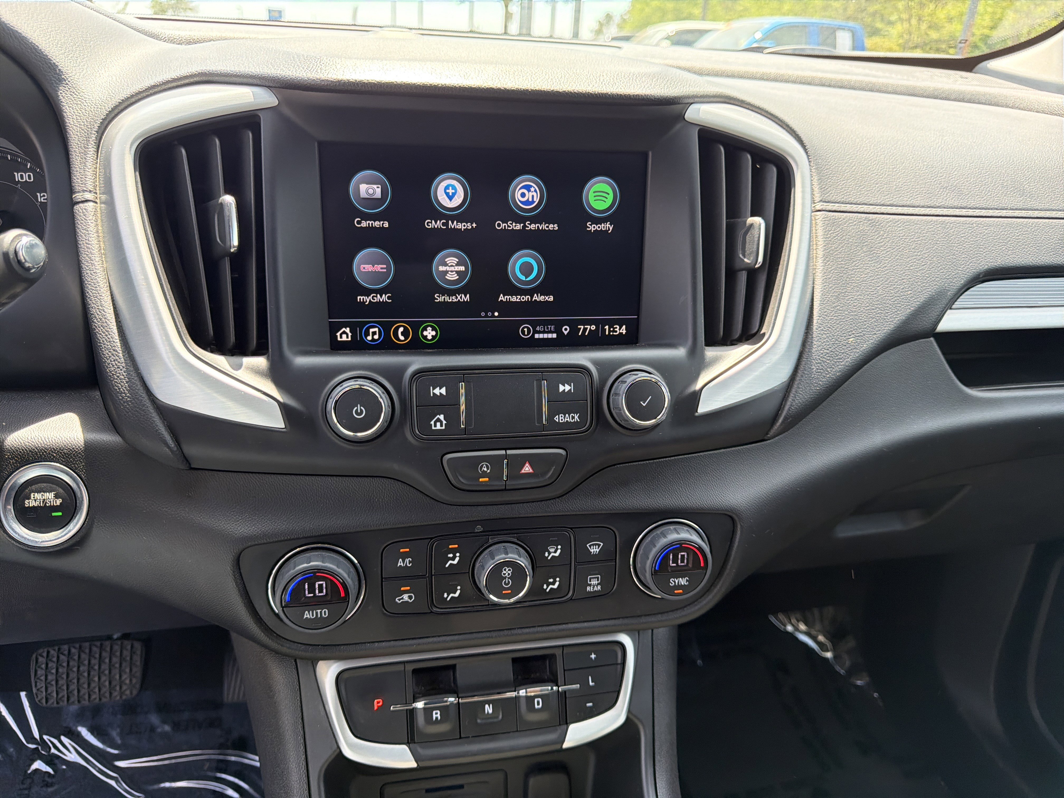 Used 2022 GMC Terrain SLT w/ Tech Package AWD/4WD image 28