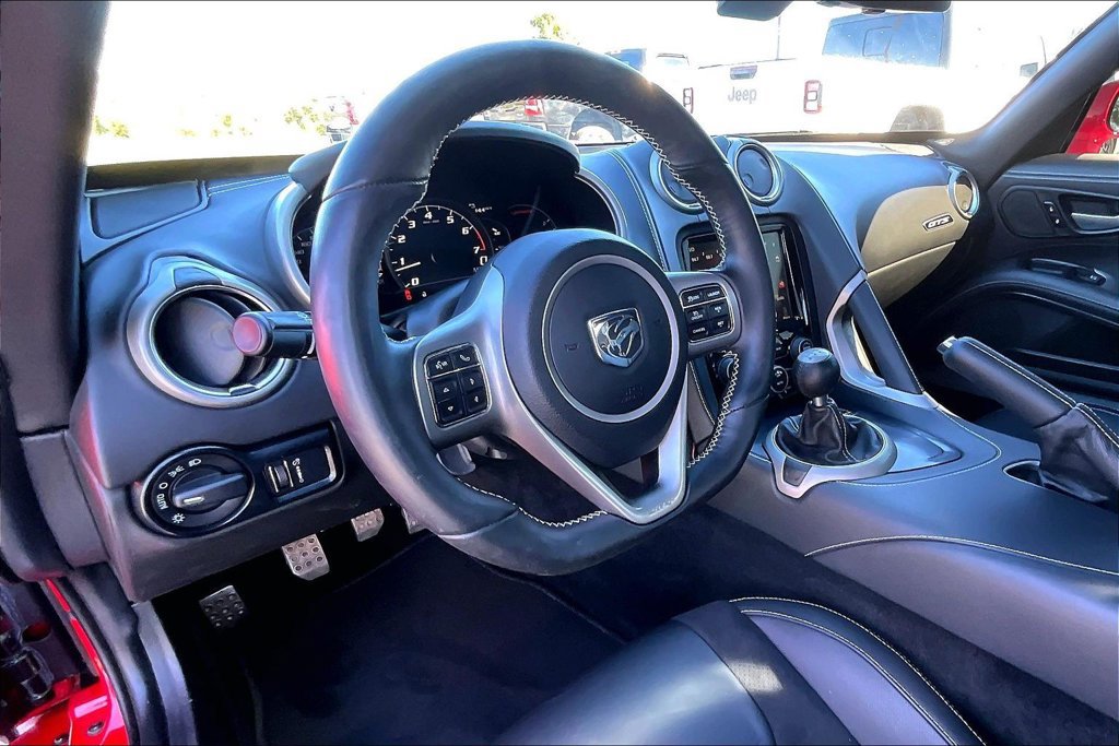 Used 2013 SRT Viper GTS RWD image 10