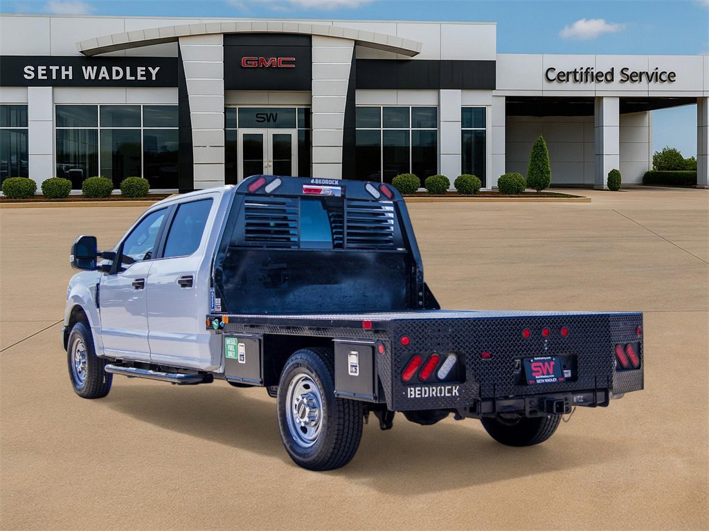 Used 2022 Ford F250 XL w/ Power Equipment Group image 4