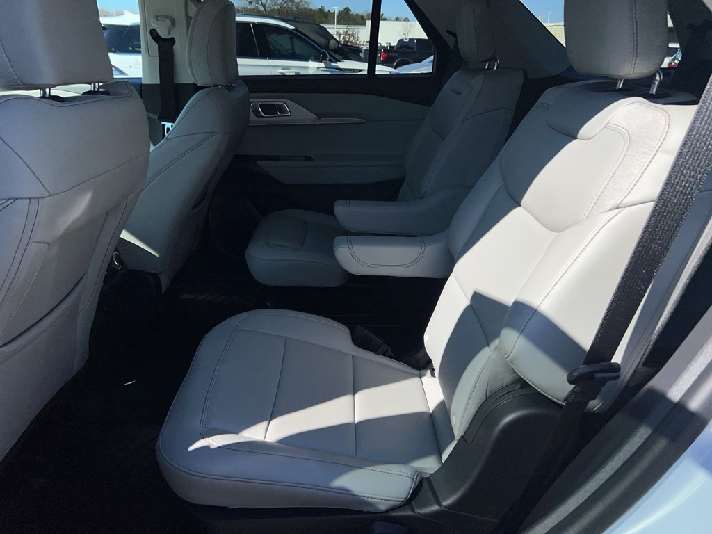 Used 2026 Ford Explorer Active w/ Active Comfort Package image 20