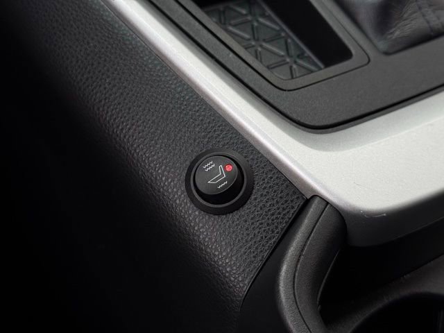 Used 2021 Toyota RAV4 XLE Premium image 37