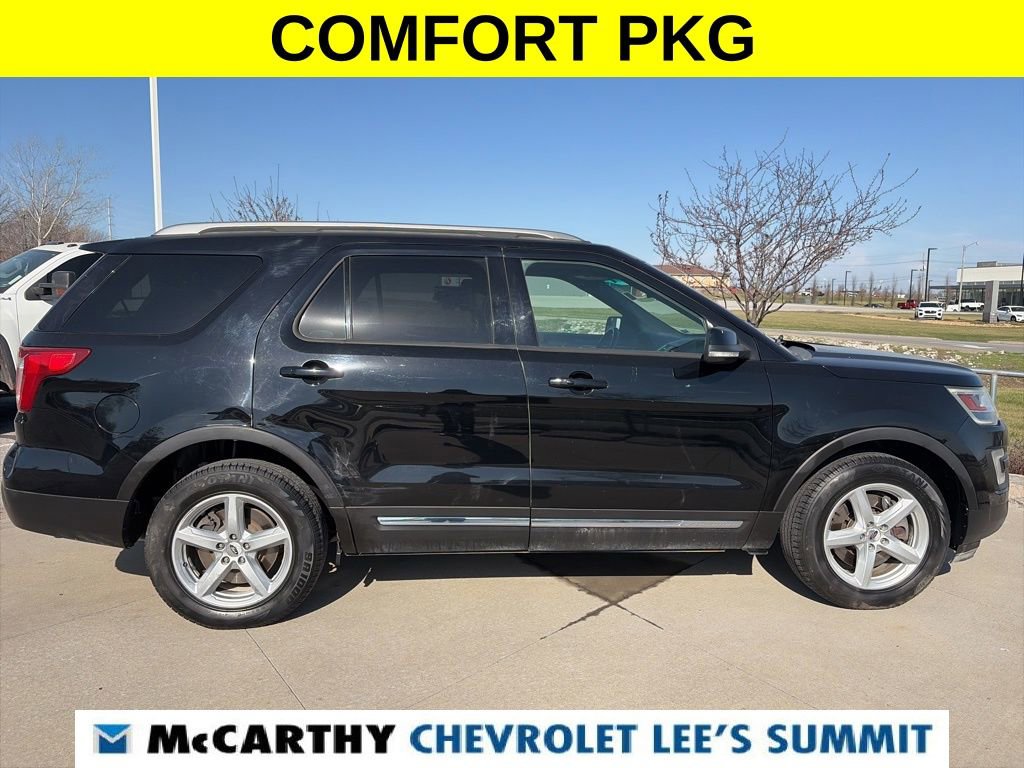 Used 2016 Ford Explorer XLT w/ Equipment Group 202A image 17