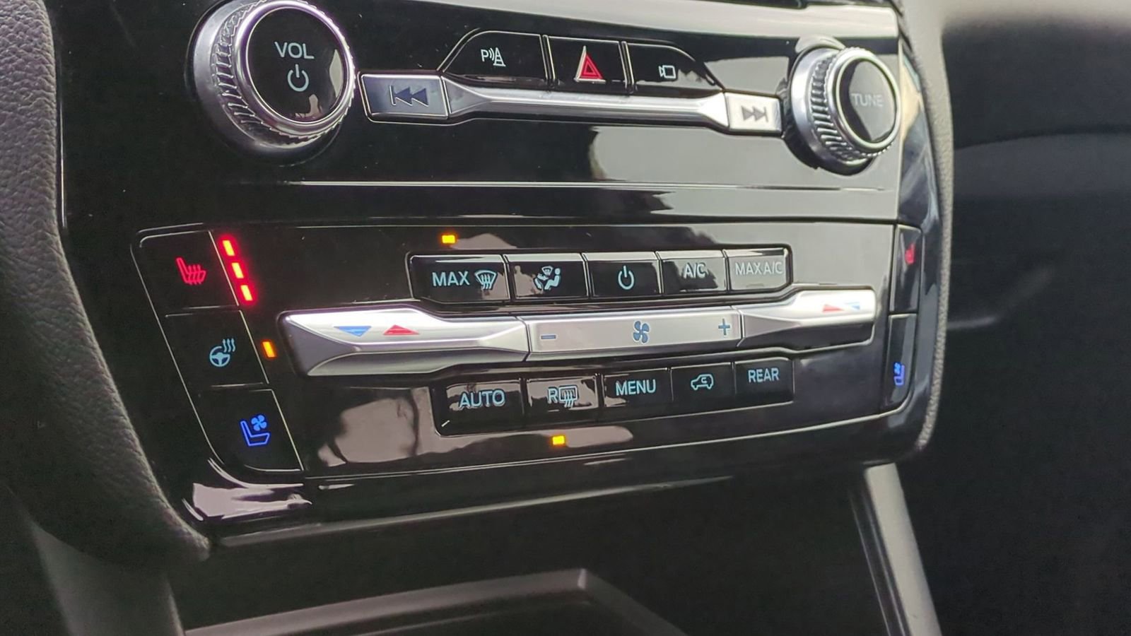 Used 2022 Ford Explorer ST w/ Equipment Group 401A image 35