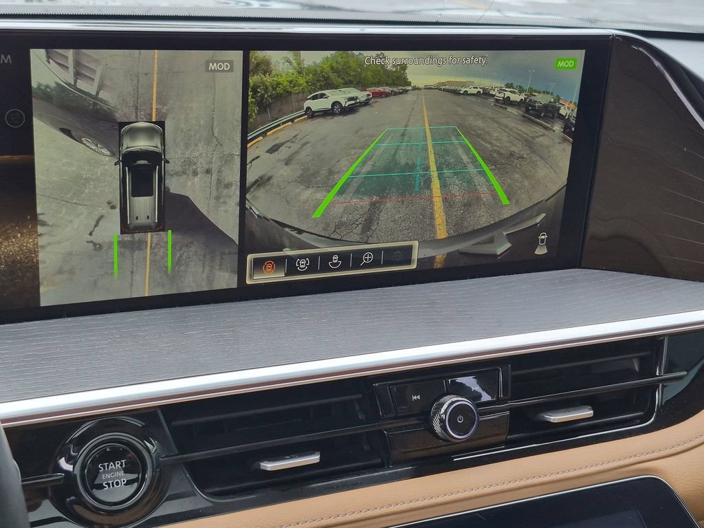 Used 2025 INFINITI QX80 Sensory AWD/4WD image 19