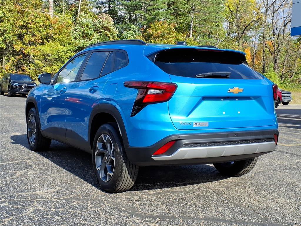New 2026 Chevrolet Trax LT w/ Driver Confidence Package image 11