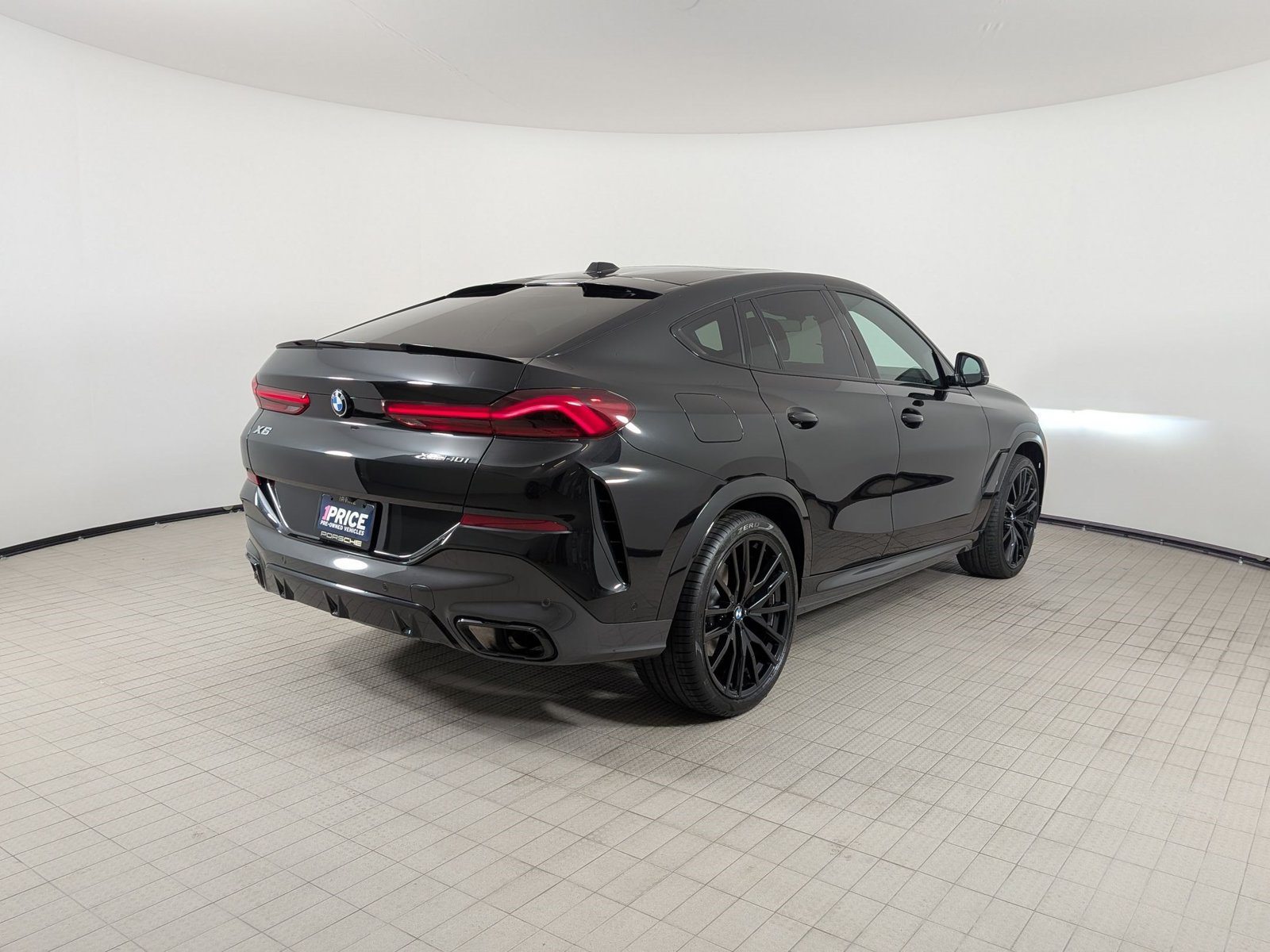 Used 2024 BMW X6 xDrive40i w/ Premium Package AWD/4WD image 8