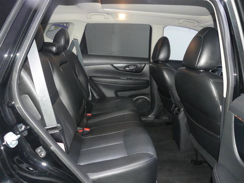 Used 2017 Nissan Rogue SL w/ SL HEV Premium Package AWD/4WD image 29