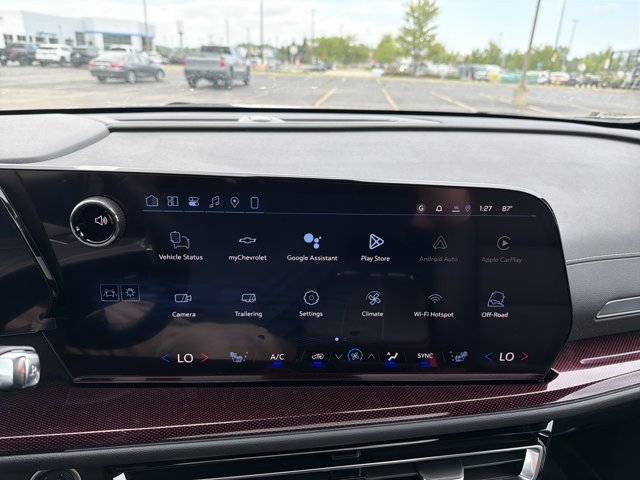 New 2026 Chevrolet Traverse Z71 w/ Driver Confidence Package AWD/4WD image 16