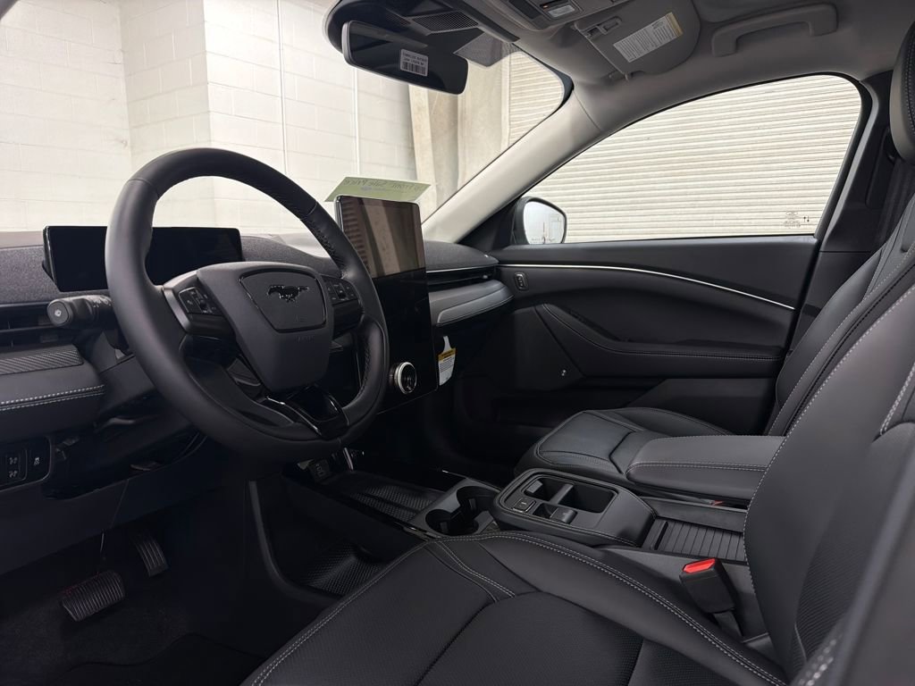 New 2026 Ford Mustang Mach-E Premium image 6