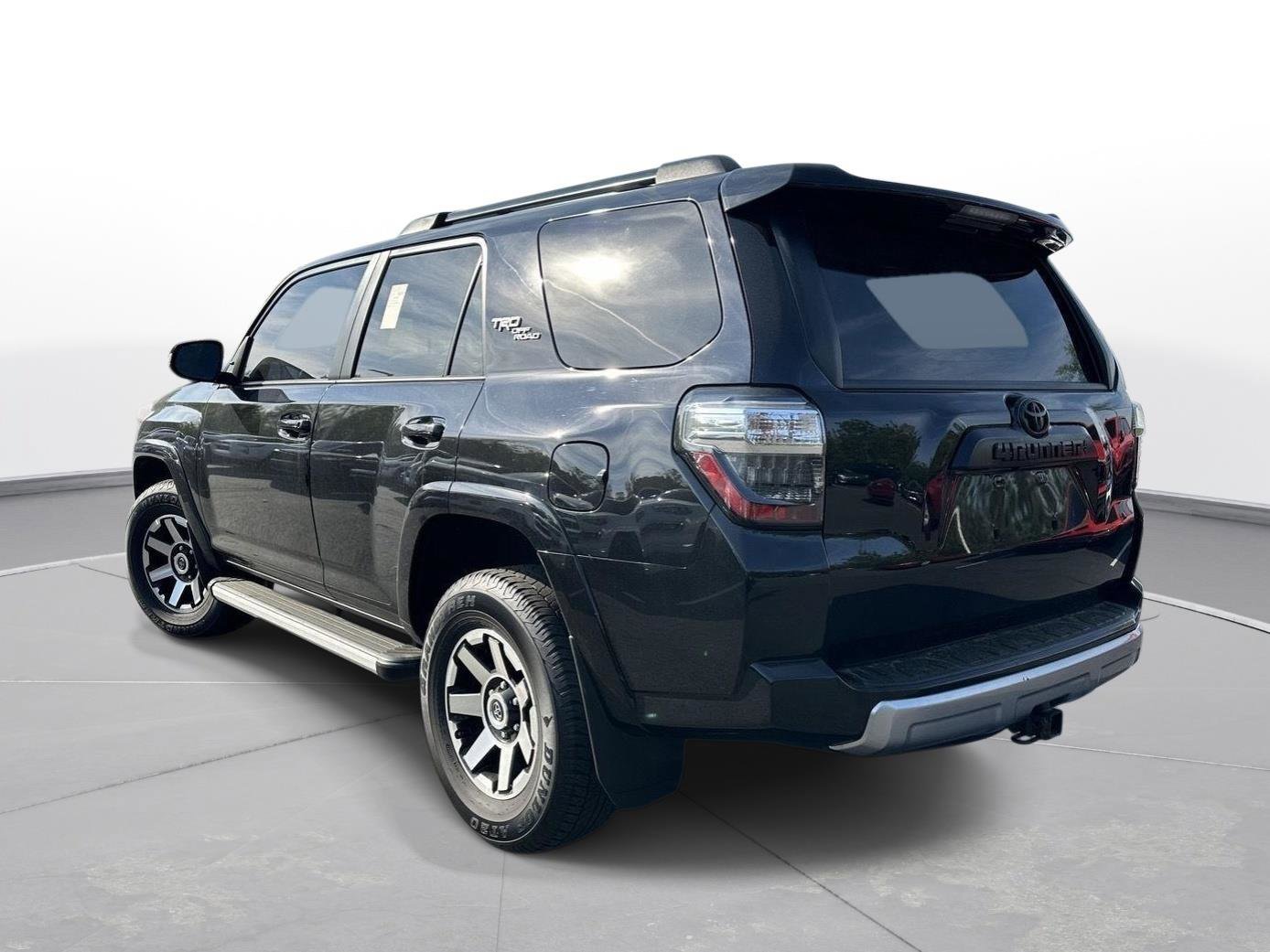 Used 2022 Toyota 4Runner TRD Off-Road Premium w/ Moonroof Package AWD/4WD image 8
