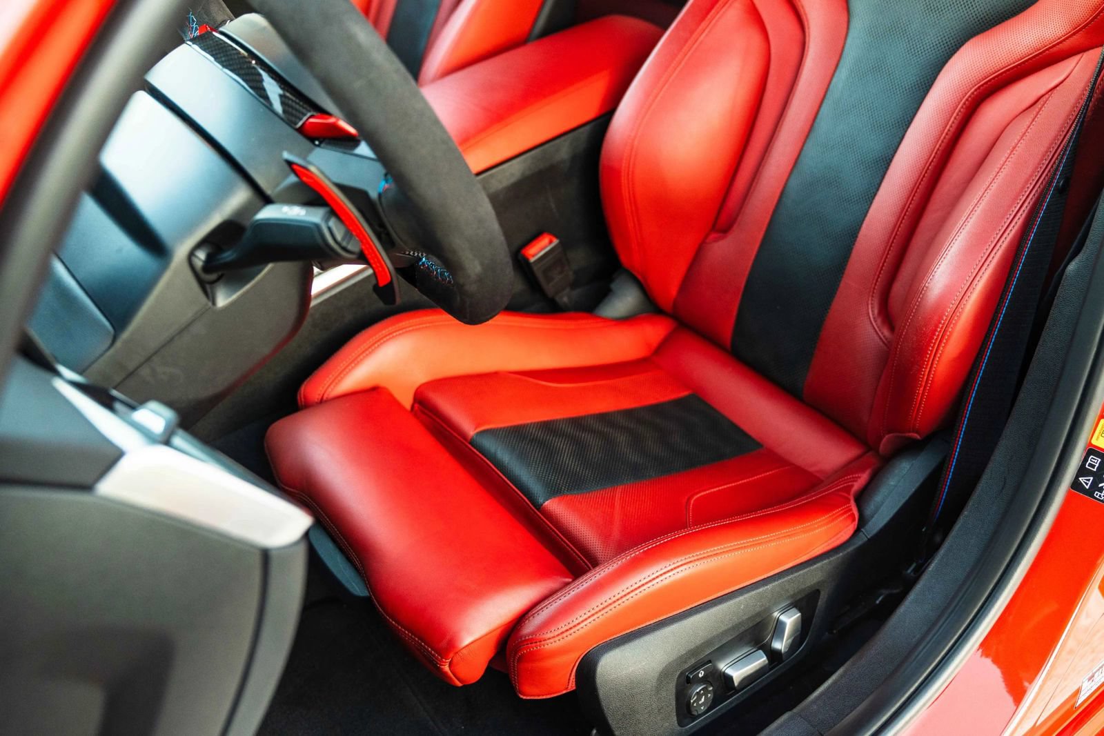 Used 2023 BMW M3 Competition w/ M Carbon Exterior Package AWD/4WD image 35