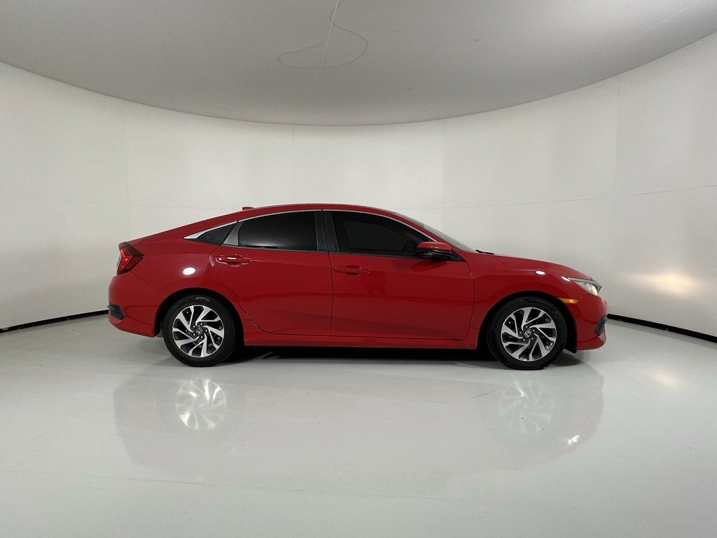 Used 2018 Honda Civic EX image 3