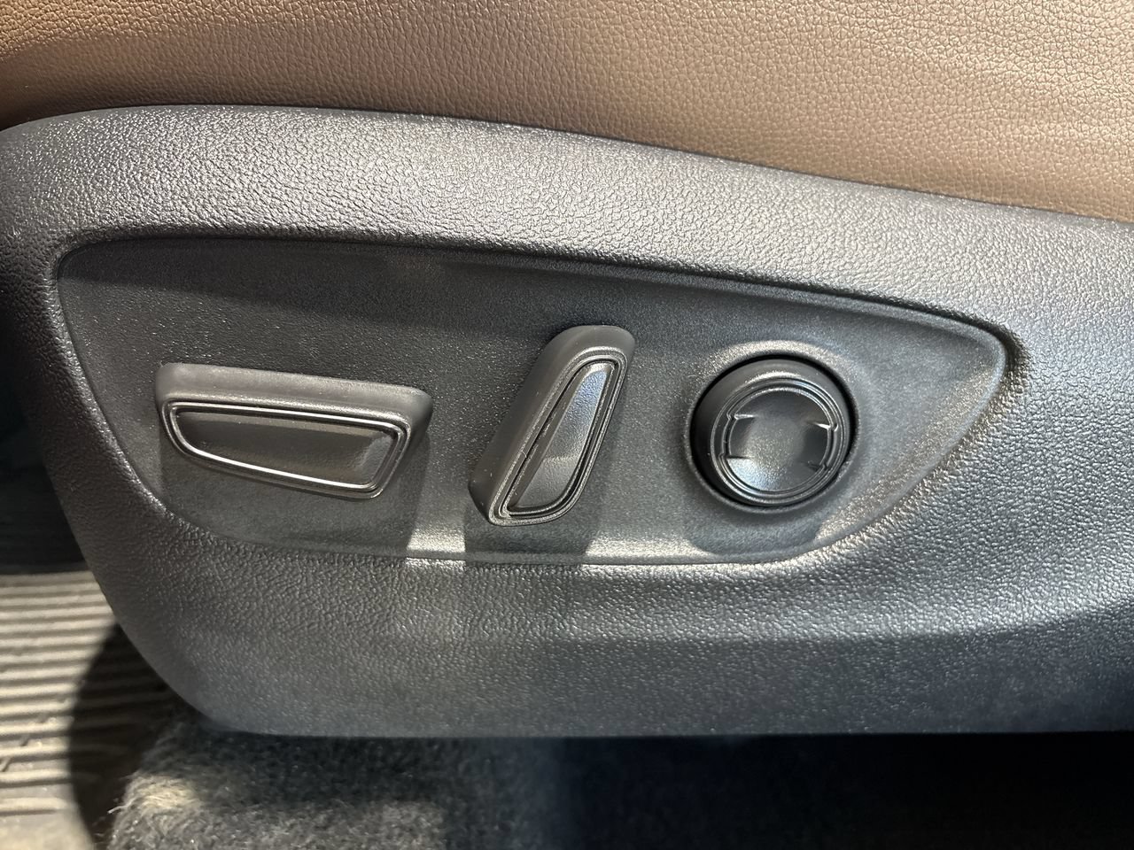 Certified 2026 Toyota Grand Highlander AWD image 12