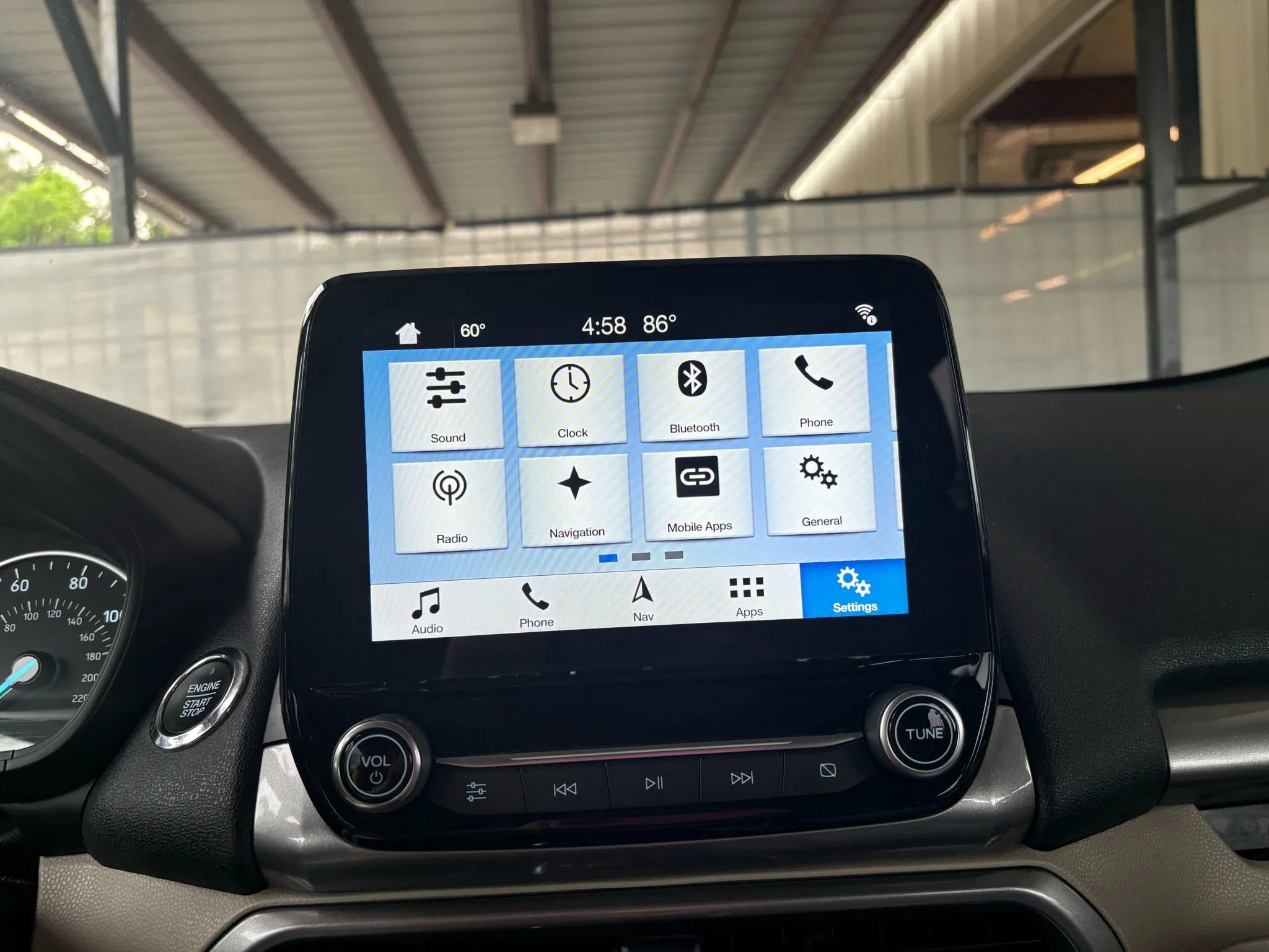 Used 2018 Ford EcoSport SE w/ SE Convenience Package image 74