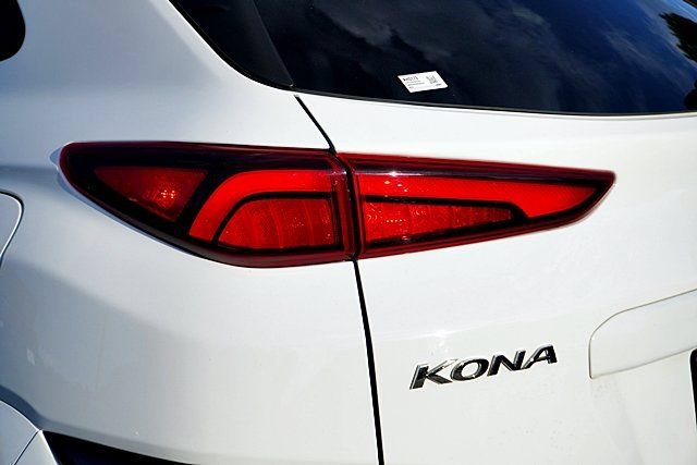 Certified 2022 Hyundai Kona N Line w/ Tech Package AWD/4WD image 7