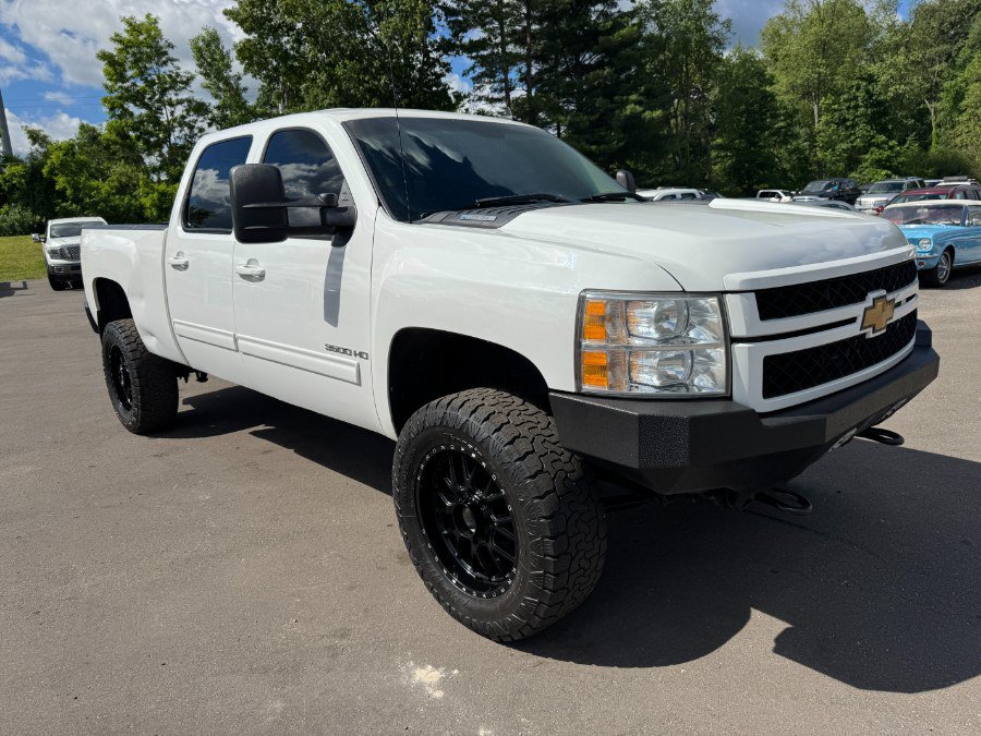 Used 2014 Chevrolet Silverado 3500 LT AWD/4WD image 7