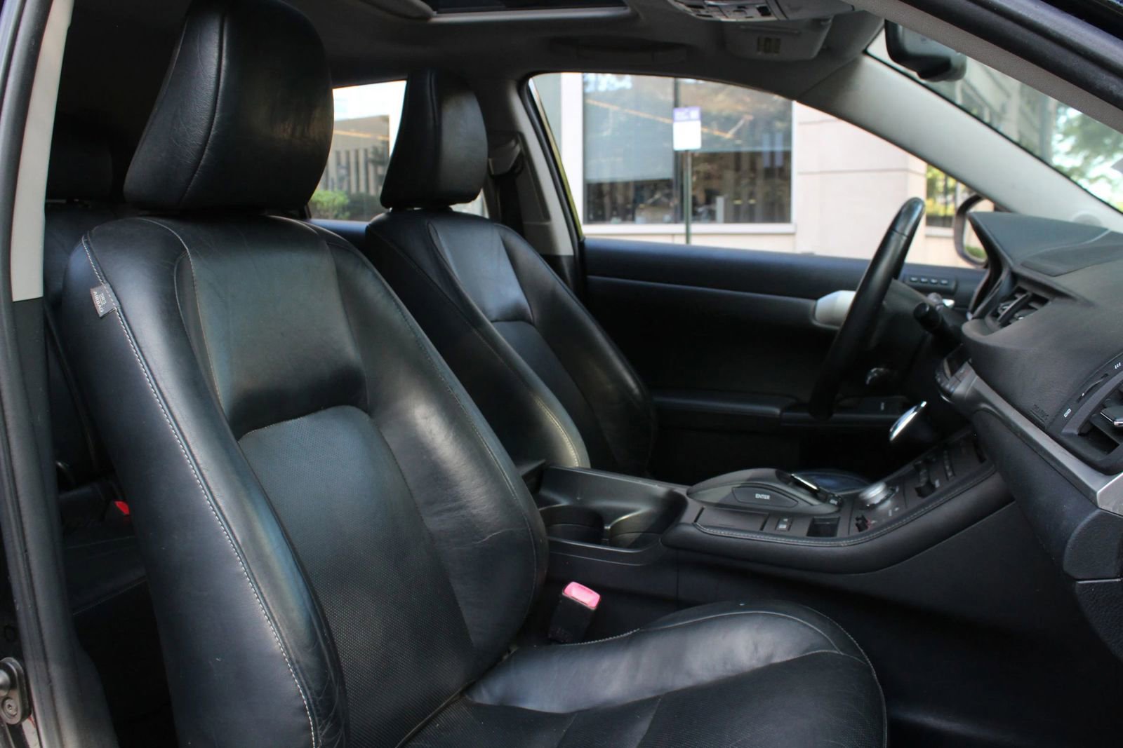 Used 2011 Lexus CT 200h Premium w/ Leather Pkg FWD image 26