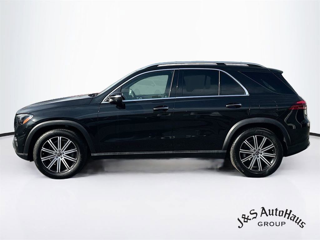 Used 2025 Mercedes-Benz GLE 450e 4MATIC image 4