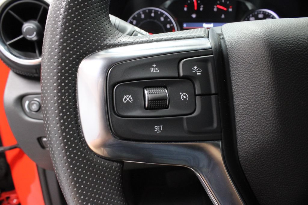 Used 2025 Chevrolet Blazer LT AWD/4WD image 25