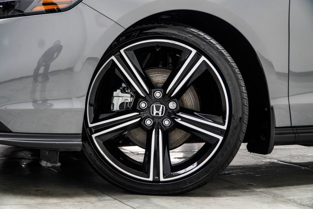 Used 2025 Honda Accord Sport image 7
