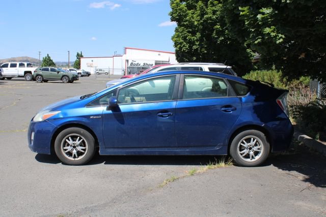 Used 2011 Toyota Prius Two FWD image 3