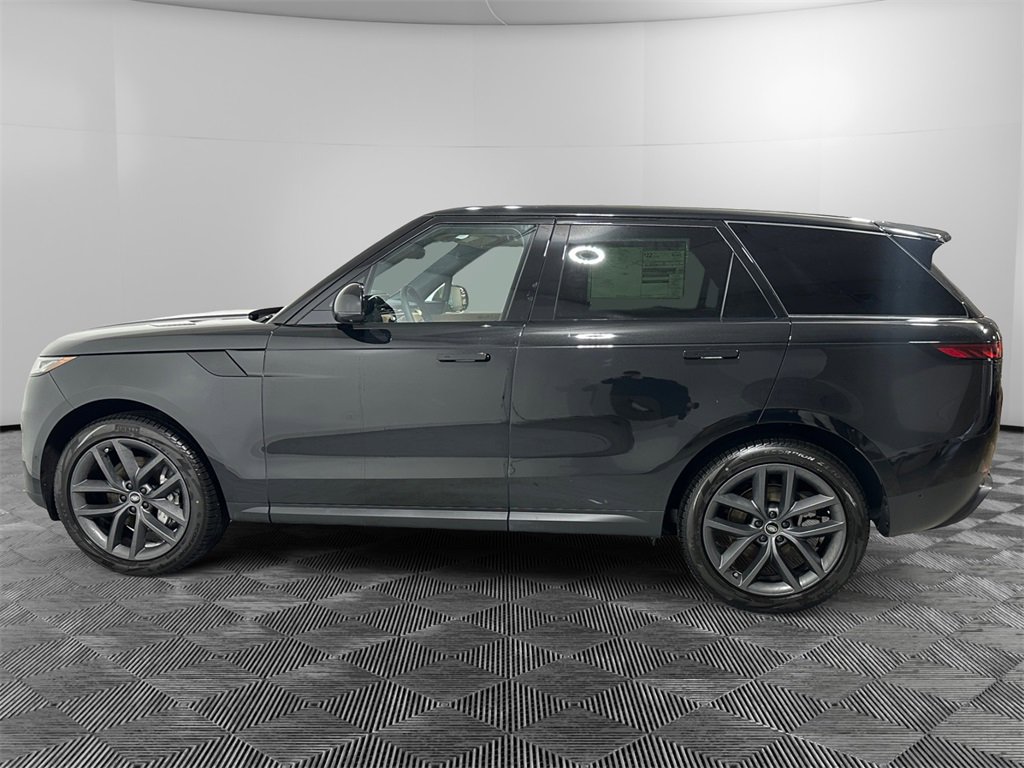 New 2025 Land Rover Range Rover Sport SE image 2