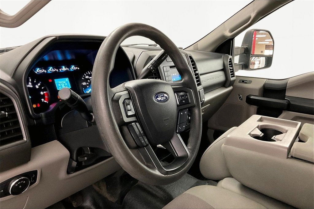 Used 2019 Ford F250 XL w/ Power Equipment Group image 17
