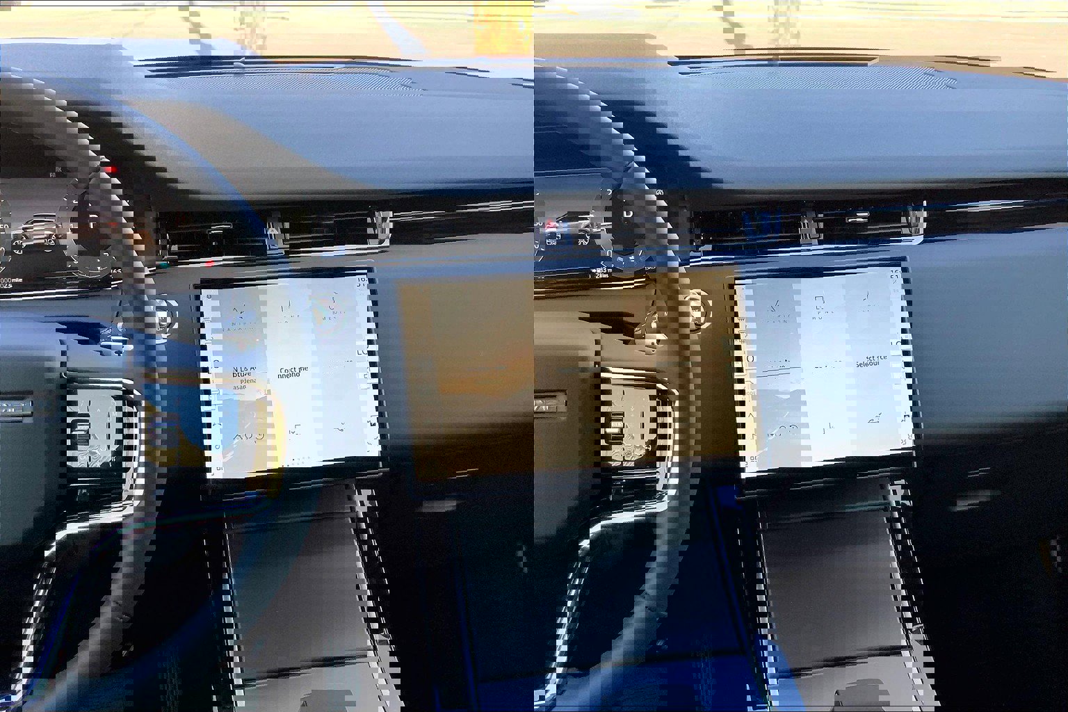 New 2026 Land Rover Range Rover Evoque S image 8