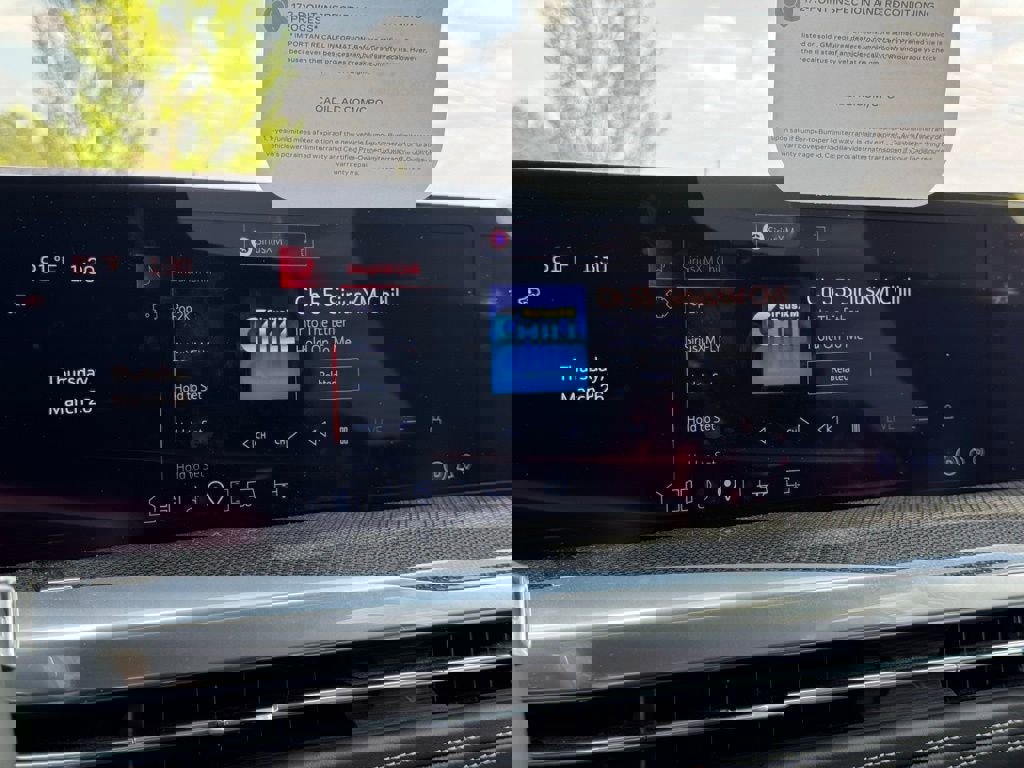 Used 2025 Cadillac Escalade V image 29