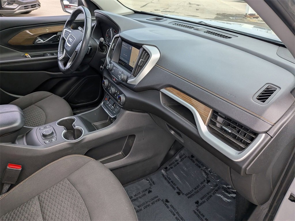 Used 2021 GMC Terrain SLE w/ Driver Convenience Package image 30