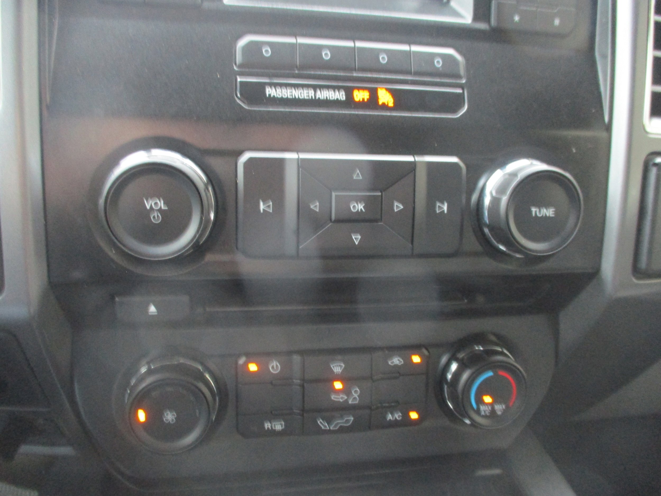 Used 2016 Ford F150 XLT w/ Equipment Group 301A Mid image 16