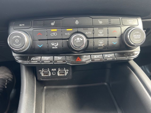 Used 2023 Dodge Durango GT image 33