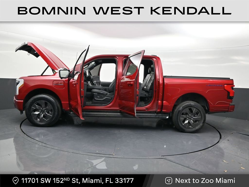 Used 2023 Ford F150 Lightning Lariat w/ Max Trailer Tow Package image 29