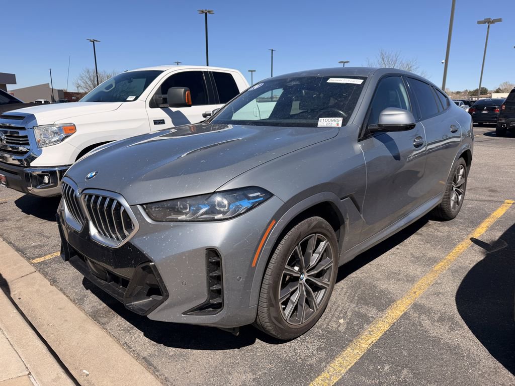 Used 2024 BMW X6 xDrive40i w/ Premium Package image 2